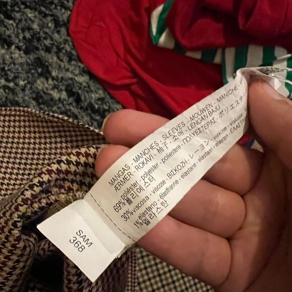 Zara small plaid blouse - Picture 6 of 8